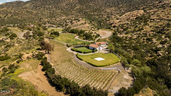 $58,000,000 | 2940 Kuehner Drive, Simi Valley, CA 93063