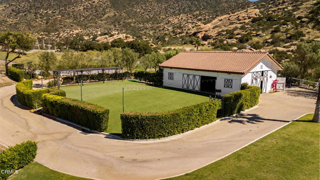 2940 Kuehner Drive Simi Valley, CA 93063 - Photo 27 of 75 a view of a swimming pool with a patio