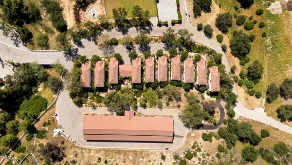 $58,000,000 | 2940 Kuehner Drive, Simi Valley, CA 93063