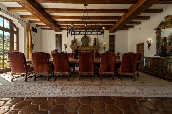 $58,000,000 | 2940 Kuehner Drive, Simi Valley, CA 93063