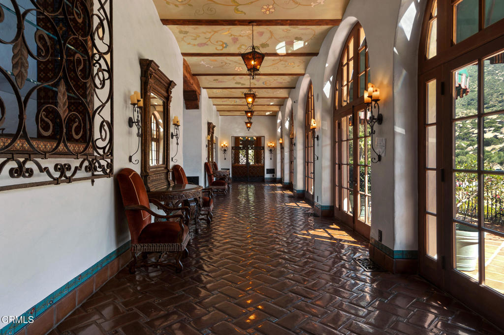 2940 Kuehner Drive Simi Valley, CA 93063 - Photo 48 of 75 a lobby with furniture and floor to ceiling window