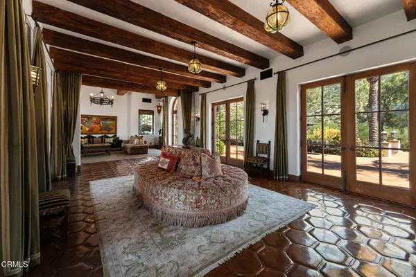 $58,000,000 | 2940 Kuehner Drive, Simi Valley, CA 93063