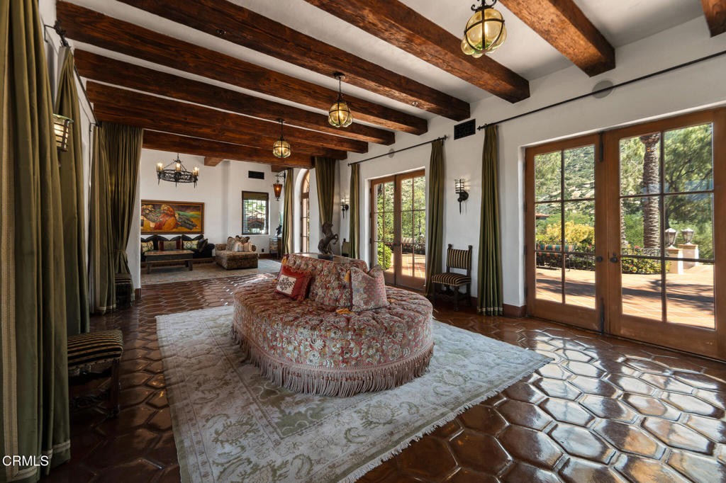 2940 Kuehner Drive Simi Valley, CA 93063 - Photo 53 of 75