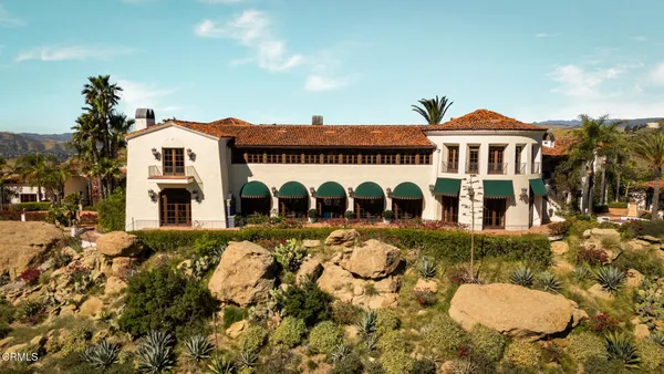 $58,000,000 | 2940 Kuehner Drive, Simi Valley, CA 93063