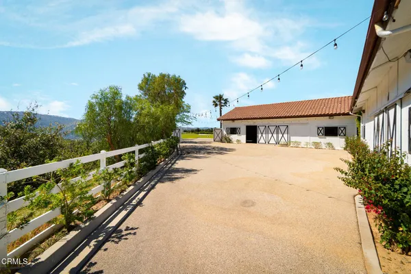 $58,000,000 | 2940 Kuehner Drive, Simi Valley, CA 93063