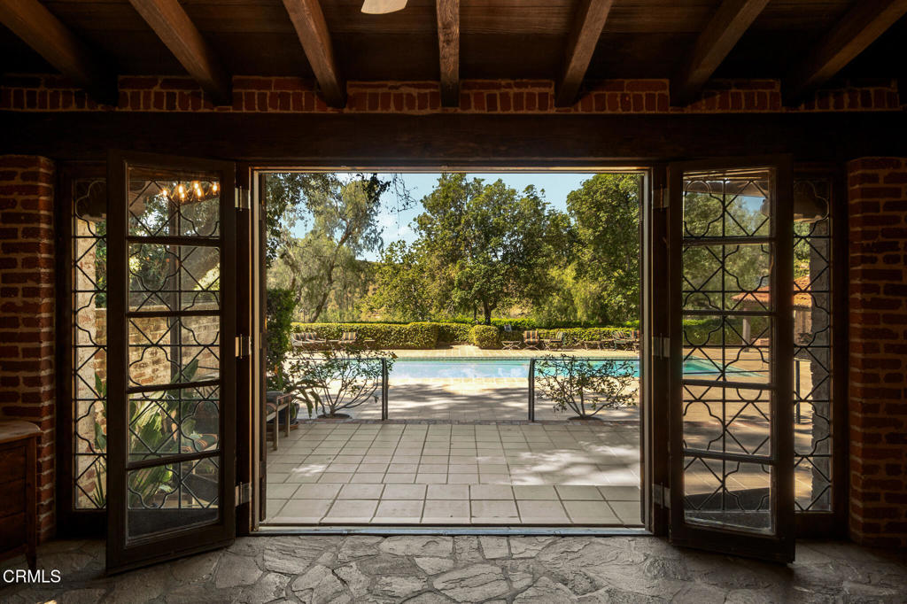 2940 Kuehner Drive Simi Valley, CA 93063 - Photo 70 of 75