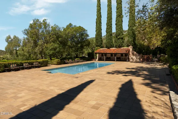 $58,000,000 | 2940 Kuehner Drive, Simi Valley, CA 93063