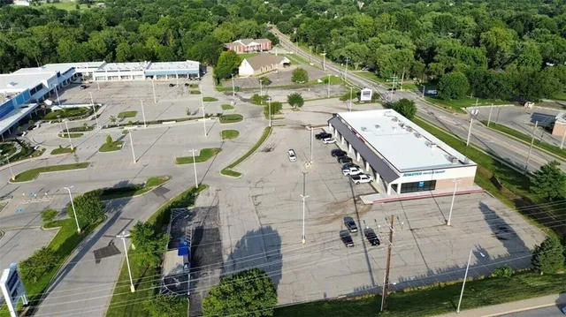 $1 | 6441 North Prospect Avenue, Kansas City, MO 64119