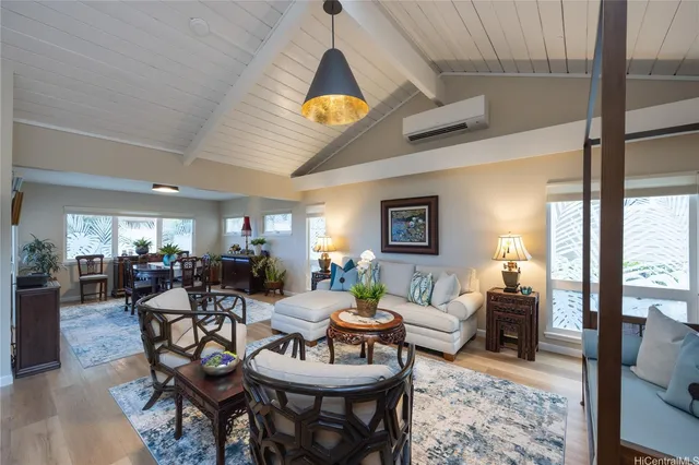 $2,550,000 | 6046 Haleola Street, Honolulu, HI 96821