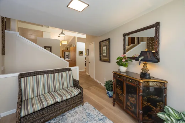 $2,550,000 | 6046 Haleola Street, Honolulu, HI 96821