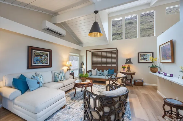 $2,550,000 | 6046 Haleola Street, Honolulu, HI 96821