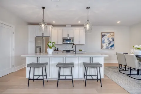 $899,900 | 62 Foundry Street, Unit 416, Wakefield, MA 01880