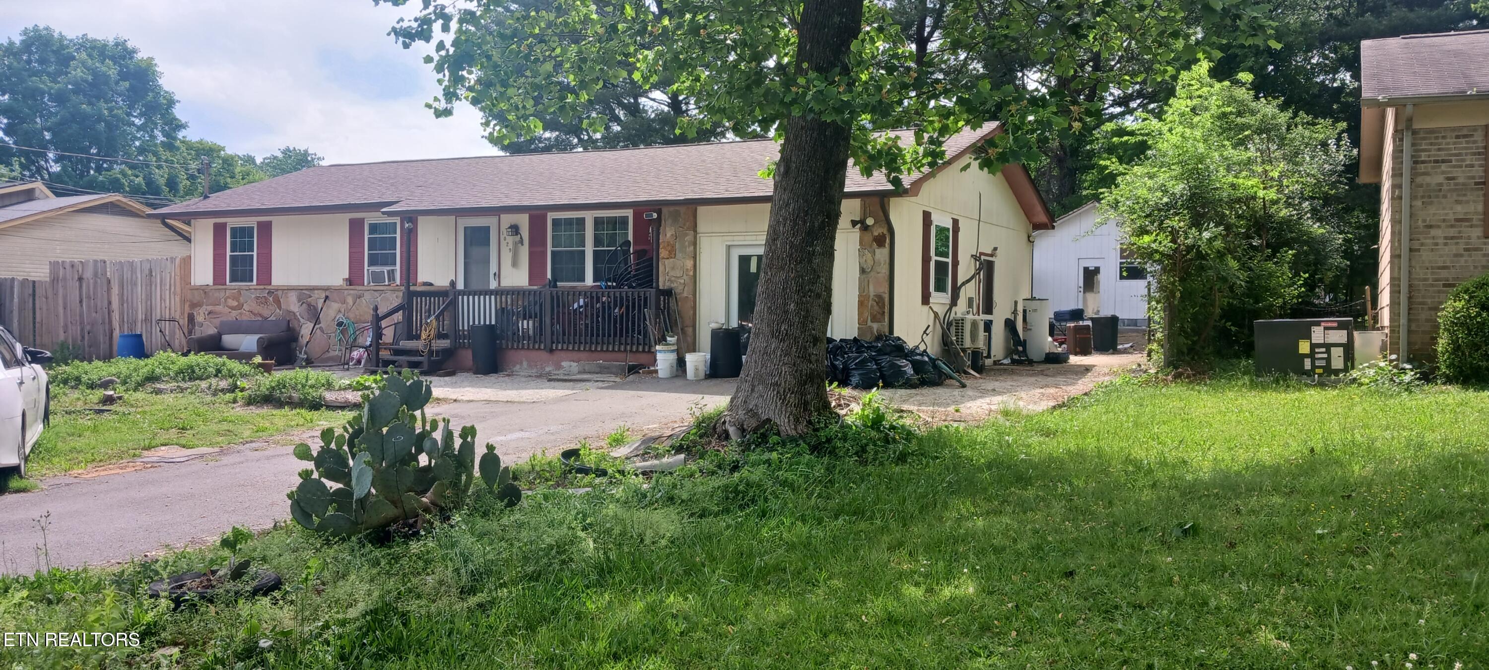 1029 Morrow Road Knoxville, TN 37923 - Photo 1 of 8 20260428_155449