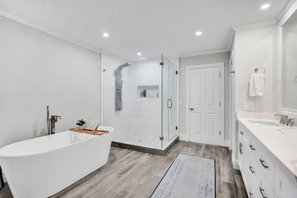 $2,995,000 | 4011 Northeast 26th Avenue, Lighthouse Point, FL 33064