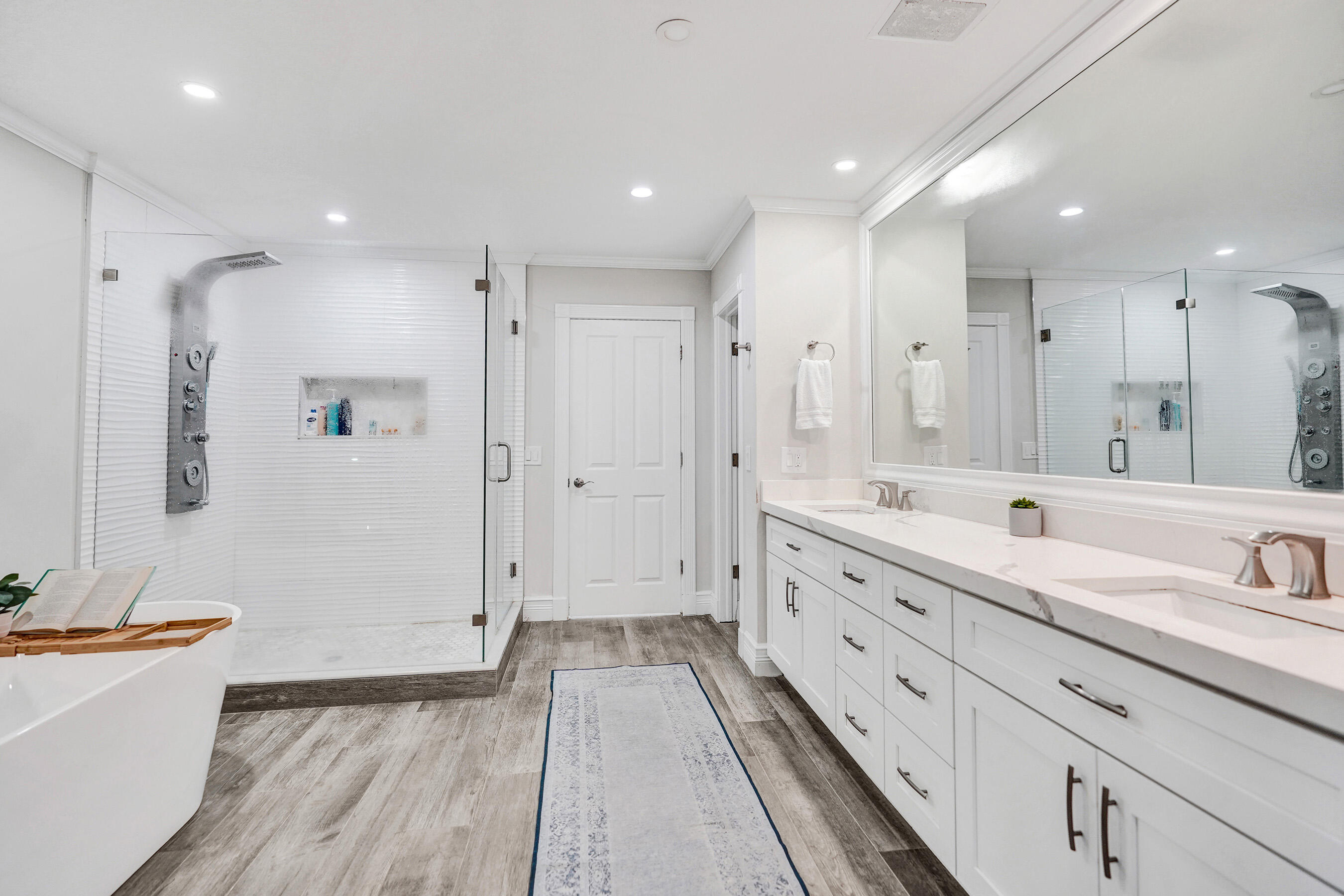 4011 Northeast 26th Avenue Lighthouse Point, FL 33064 - Photo 19 of 31 DSC04221