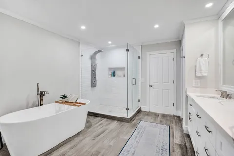 $2,995,000 | 4011 Northeast 26th Avenue, Lighthouse Point, FL 33064