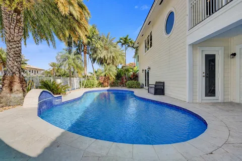$2,995,000 | 4011 Northeast 26th Avenue, Lighthouse Point, FL 33064