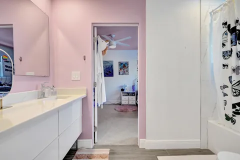 $2,995,000 | 4011 Northeast 26th Avenue, Lighthouse Point, FL 33064