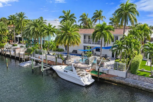 $2,995,000 | 4011 Northeast 26th Avenue, Lighthouse Point, FL 33064