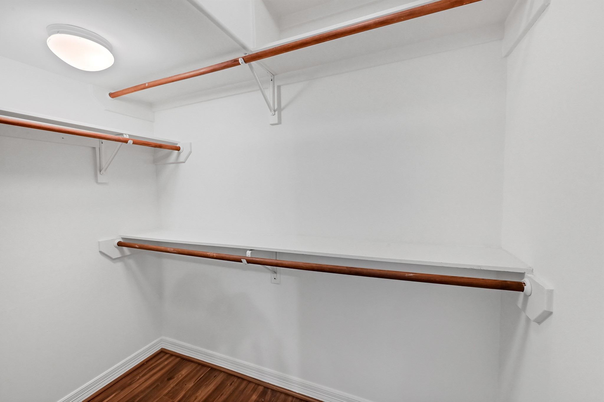 1204 Cohn Street Houston, TX 77007 - Photo 6 of 25 a view of a room with racks on the wall