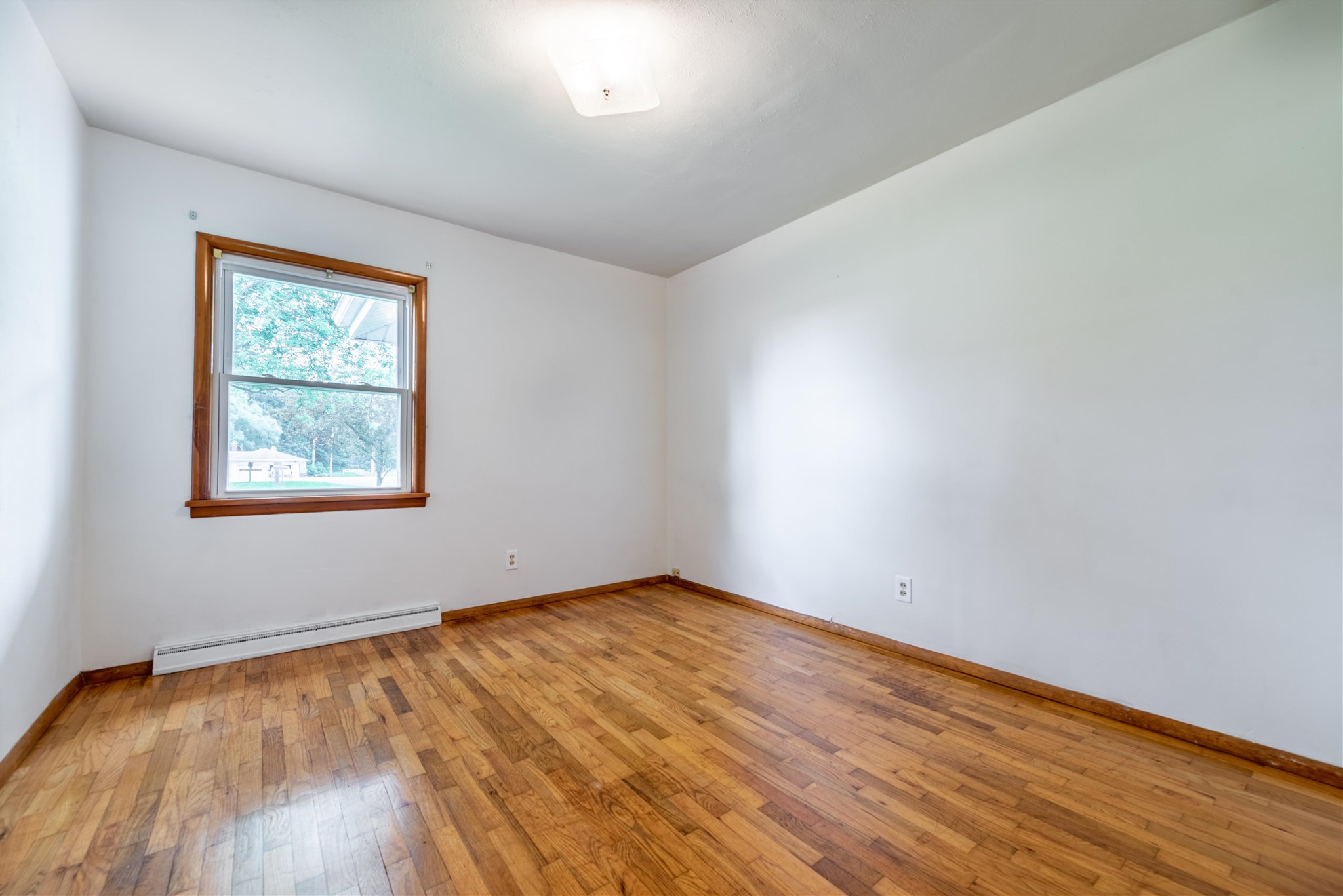 5462 North Mishler Road Huntington, IN 46750 - Photo 11 of 33 Gallery Image 11