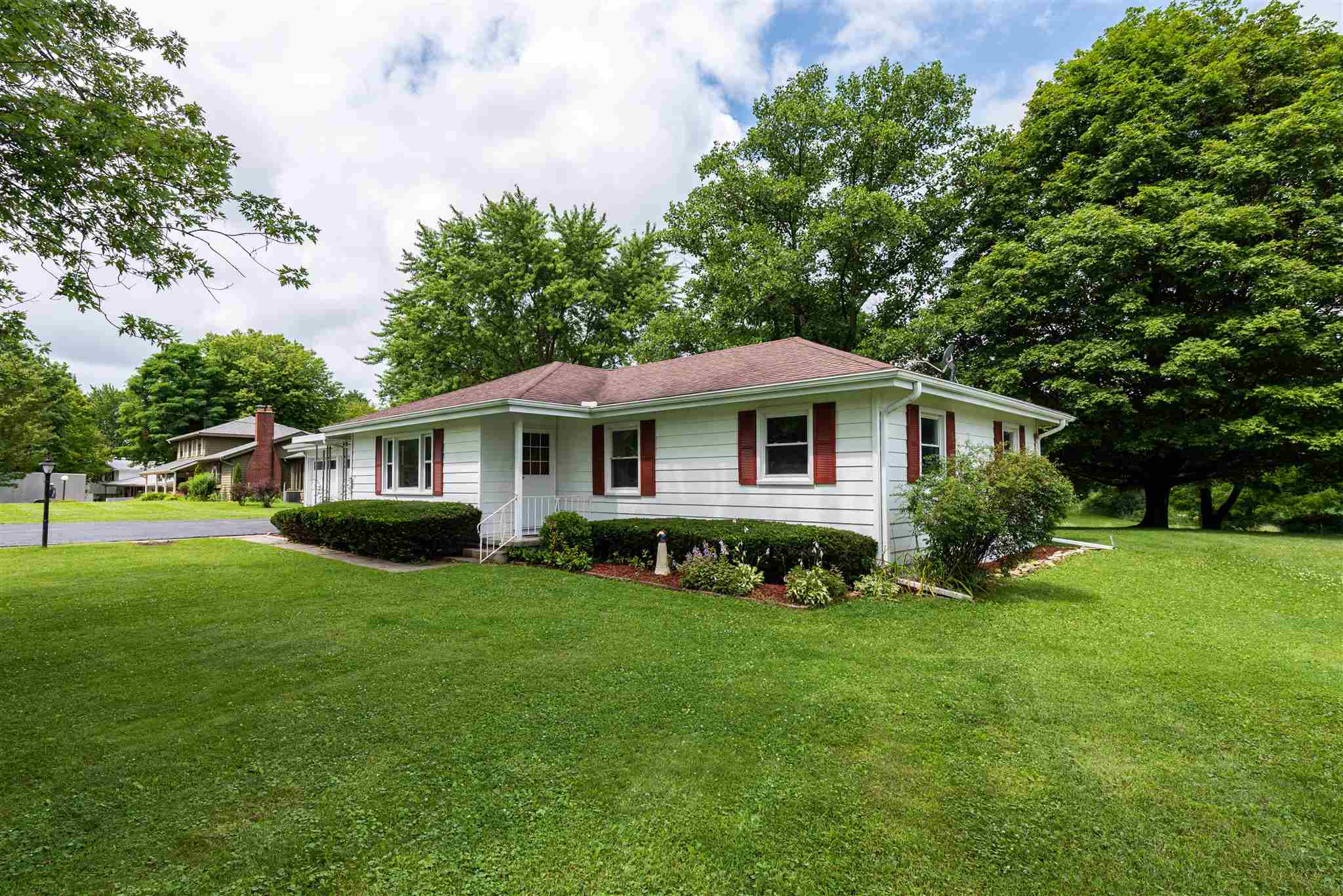 5462 North Mishler Road Huntington, IN 46750 - Photo 24 of 33 Gallery Image 24