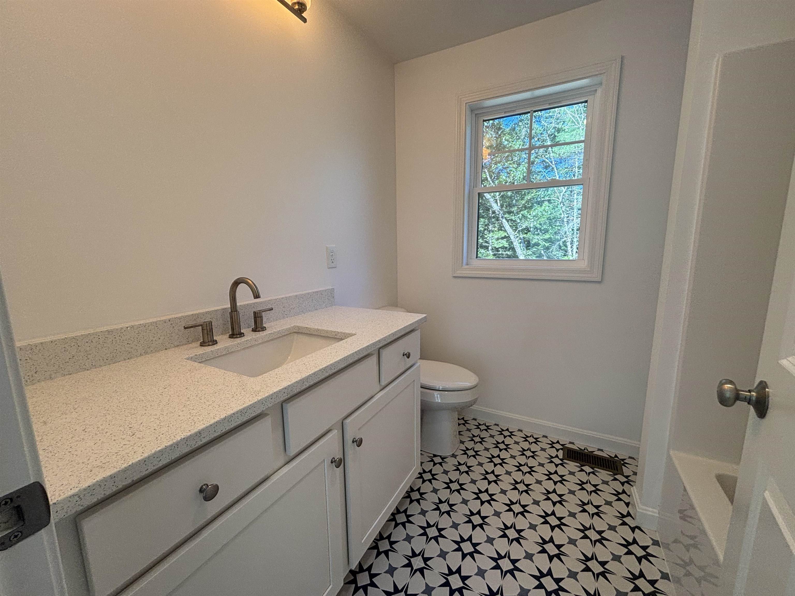 8 Meindl Road, Unit 1 Raymond, NH 03077 - Photo 10 of 13