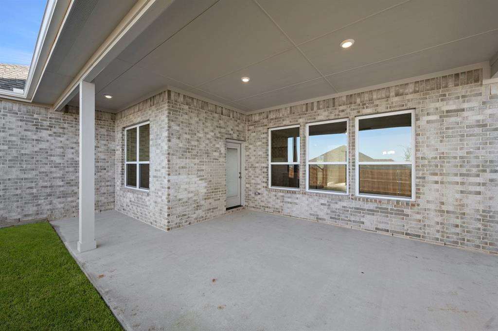 4357 Noble Lane Midlothian, TX 76065 - Photo 24 of 31 a view of an entryway of the house