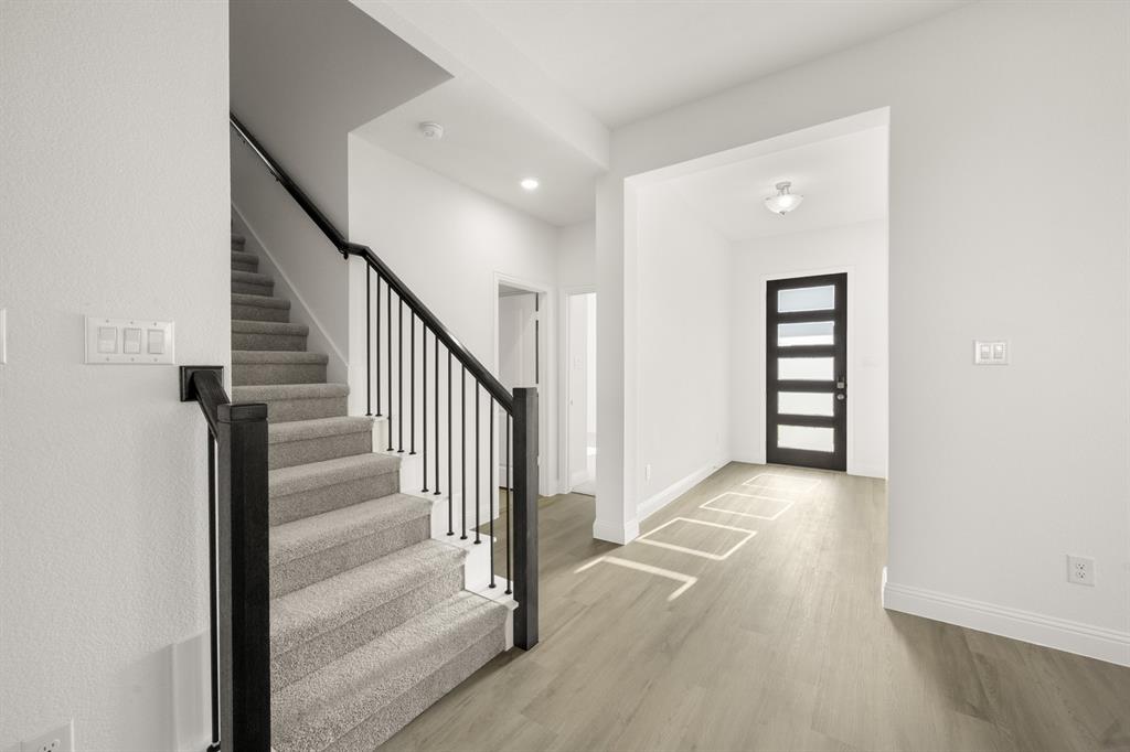 4357 Noble Lane Midlothian, TX 76065 - Photo 3 of 29 4357 Noble- Entry-1