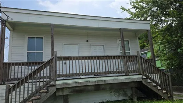 $1,325 | 3139 Music Street, New Orleans, LA 70122