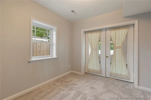 $749,900 | 252 River Road West, Charlestown, IN 47111