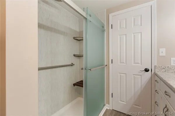 $749,900 | 252 River Road West, Charlestown, IN 47111