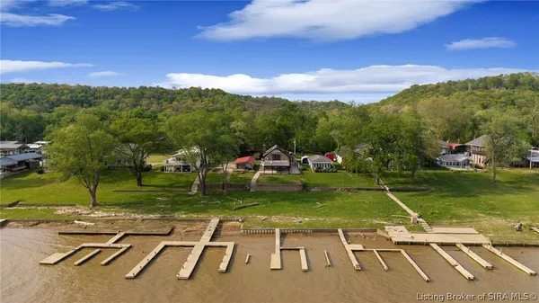 $749,900 | 252 River Road West, Charlestown, IN 47111