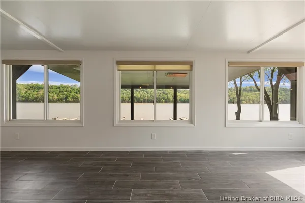 $749,900 | 252 River Road West, Charlestown, IN 47111