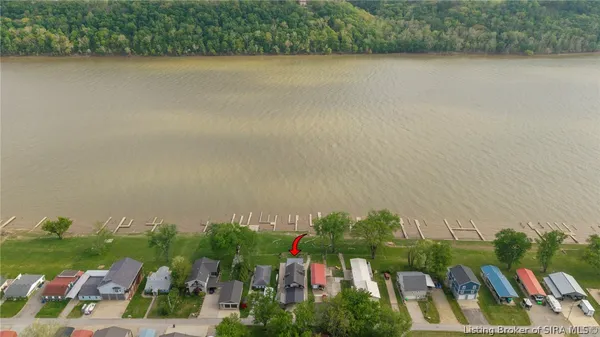 $749,900 | 252 River Road West, Charlestown, IN 47111