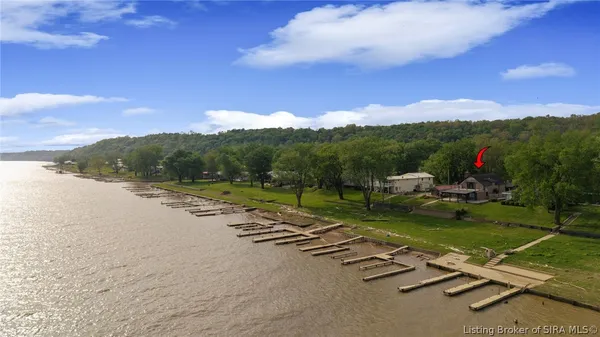 $749,900 | 252 River Road West, Charlestown, IN 47111