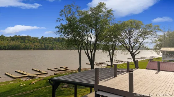 $749,900 | 252 River Road West, Charlestown, IN 47111