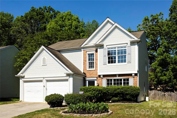$385,000 | 7519 Eurostar Drive, Charlotte, NC 28213