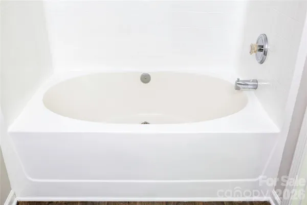 $385,000 | 7519 Eurostar Drive, Charlotte, NC 28213