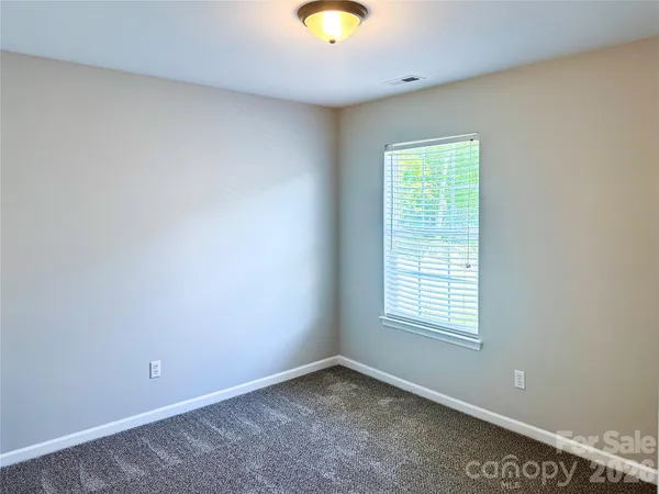 $385,000 | 7519 Eurostar Drive, Charlotte, NC 28213