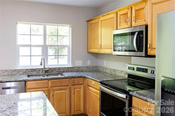 $385,000 | 7519 Eurostar Drive, Charlotte, NC 28213