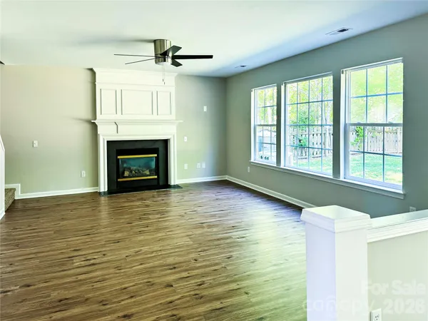 $385,000 | 7519 Eurostar Drive, Charlotte, NC 28213