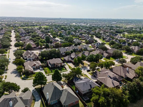 $805,200 | 4332 Millsop Drive, Carrollton, TX 75010