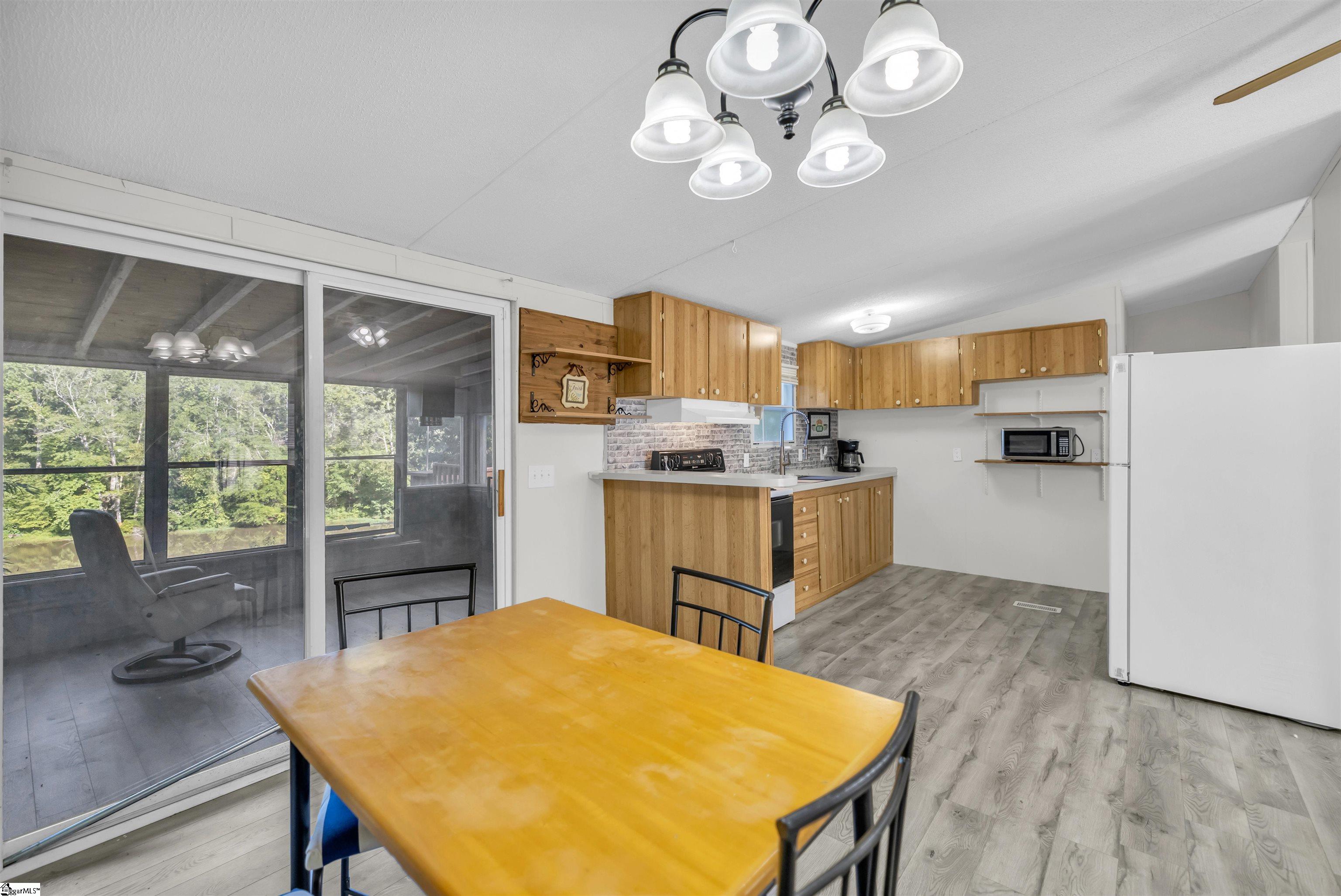 487 Neptune Drive Waterloo, SC 29384 - Photo 10 of 24 Gallery Image 10