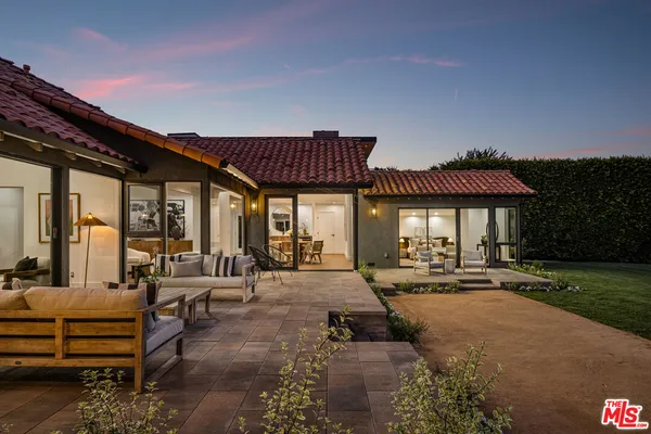 $42,500 | 992 Napoli Drive, Pacific Palisades, CA 90272