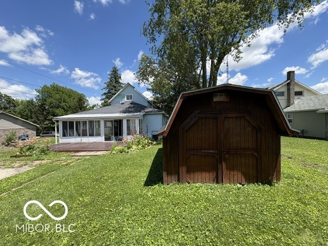 321 West Jay Street Dunkirk, IN 47336 - Photo 8 of 33