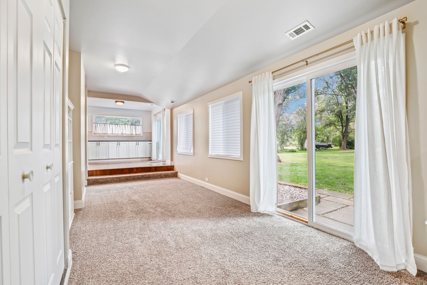 3433 Flossmoor Road Homewood, IL 60422 - Photo 14 of 39