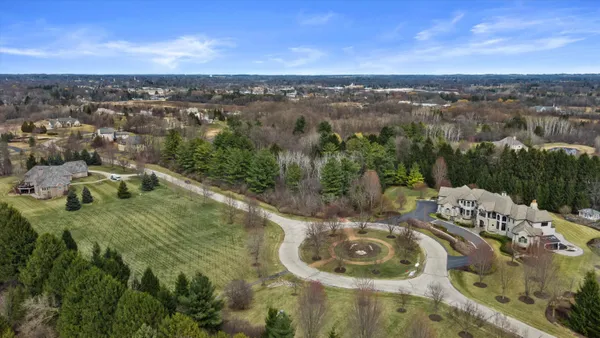 $799,000 | 13965 North Pine Bluff Road, Mequon, WI 53097
