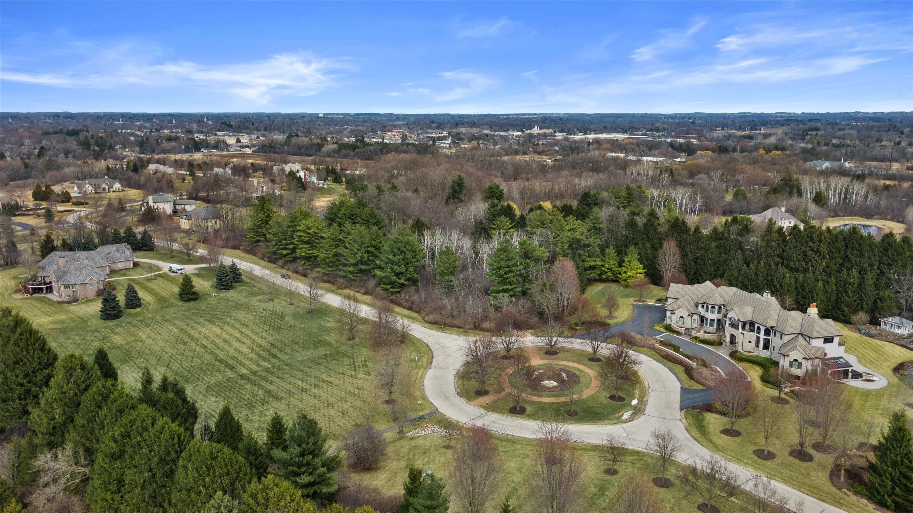 13965 North Pine Bluff Road Mequon, WI 53097 - Photo 6 of 14 Beautiful neighborhood