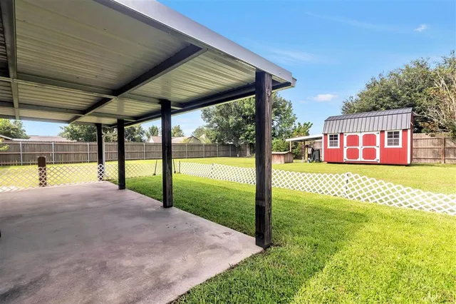 $232,999 | 4004 Evergreen Street, Lake Charles, LA 70605